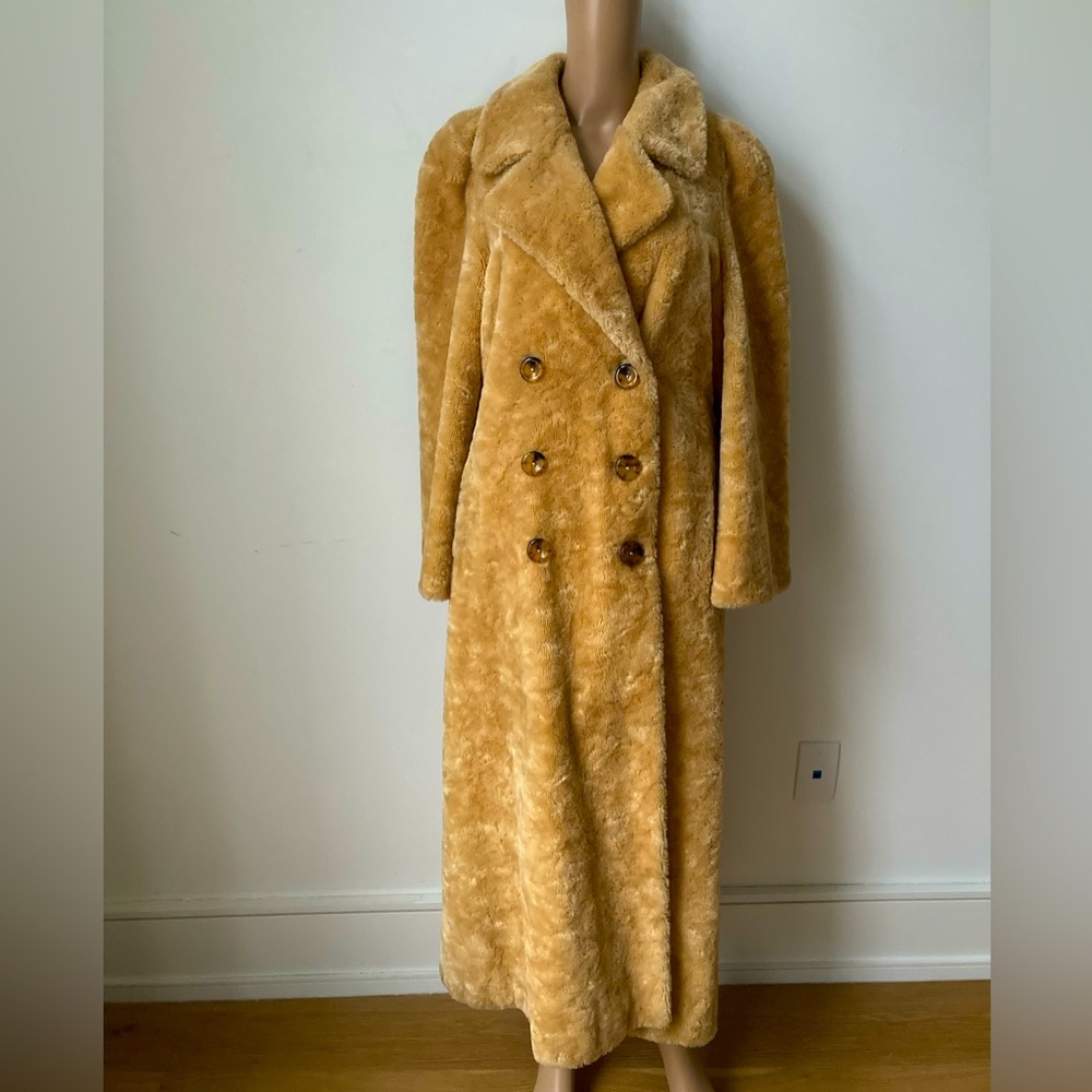 Elegant Tan Faux Fur Teddy Coat